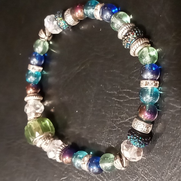 Homemade stretchy bracelet - Picture 3 of 3